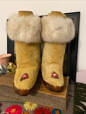 Native crafted in Canada Suede Fur-Cuff Winter Boots - Tan with Cream Fur